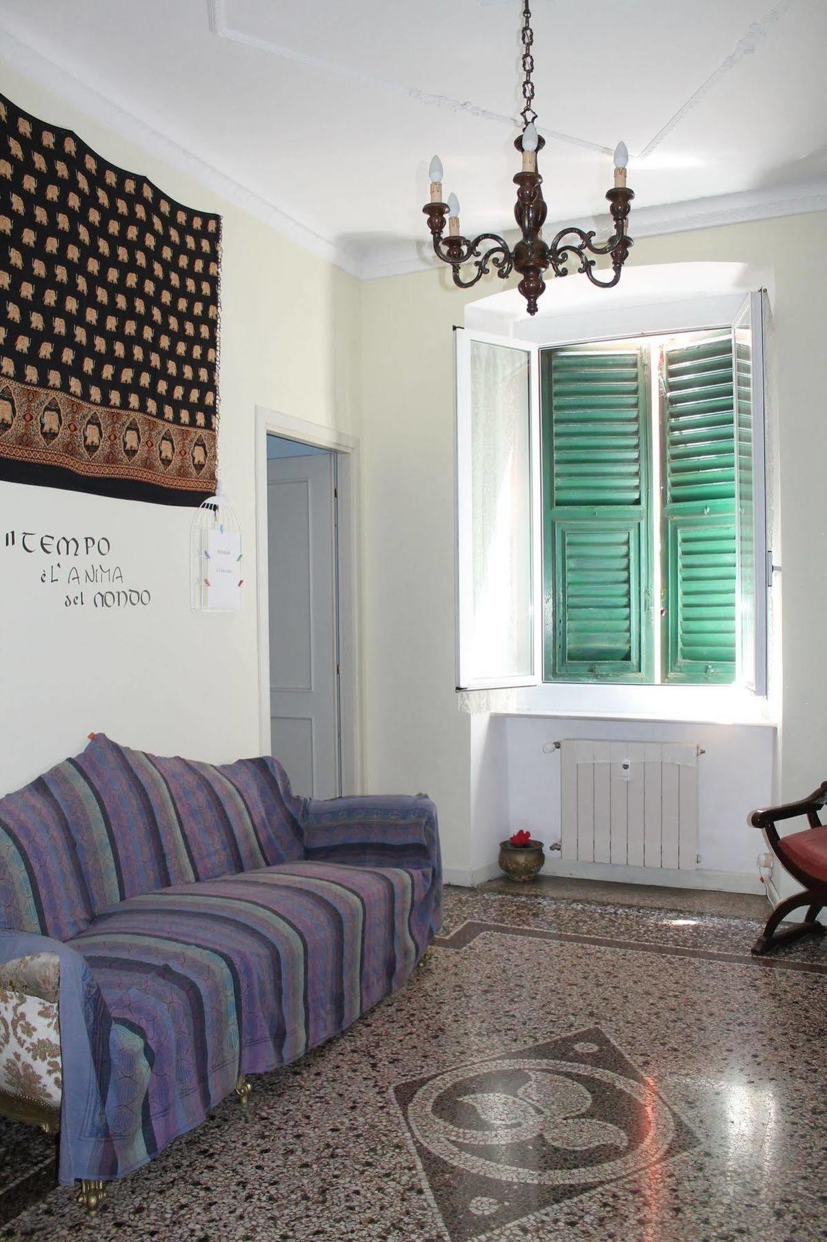 Appartamento In Centro Zona Fiera,Davanti Al Galliera Γένοβα Εξωτερικό φωτογραφία