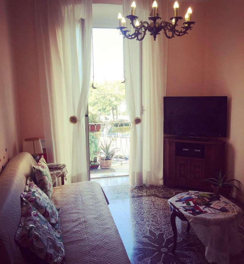 Appartamento In Centro Zona Fiera,Davanti Al Galliera Γένοβα Εξωτερικό φωτογραφία