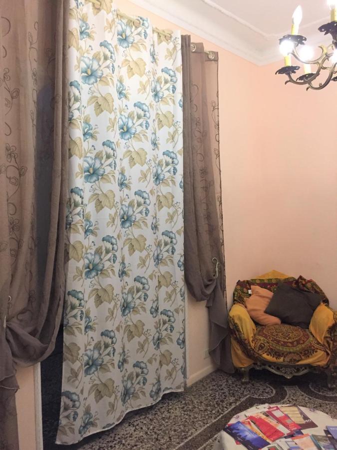Appartamento In Centro Zona Fiera,Davanti Al Galliera Γένοβα Εξωτερικό φωτογραφία