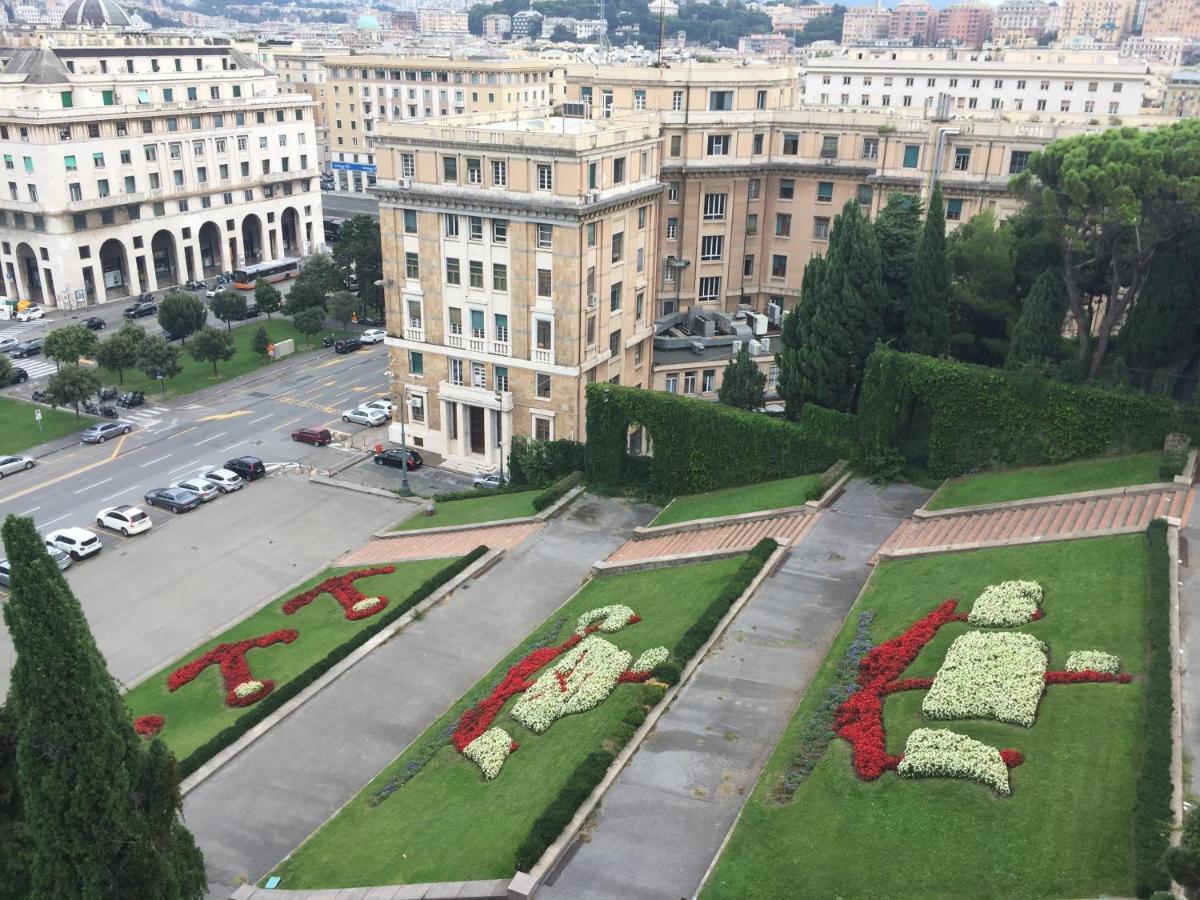 Appartamento In Centro Zona Fiera,Davanti Al Galliera Γένοβα Εξωτερικό φωτογραφία